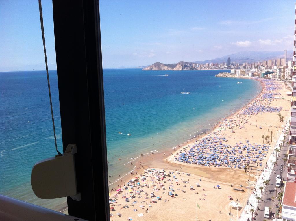 Apartamento Av Madrid 2H Benidorm Habitación foto